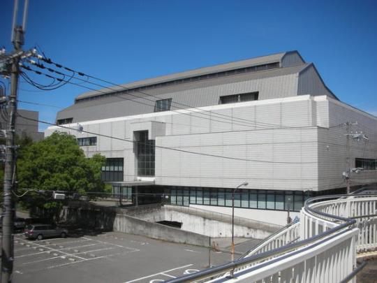 【周辺】　和歌山市民図書館:1483m