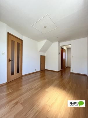 �y���̑��z�@���r���O