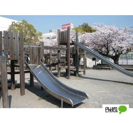 �y���Ӂz�@�{�������F697m