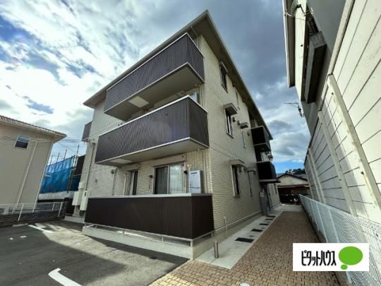 R[|TEiR[|eB[C[j Oώʐ^